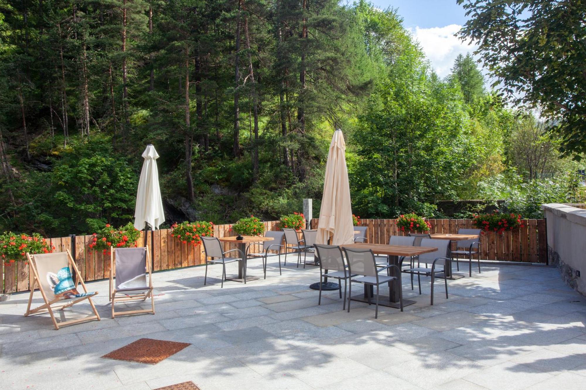 Grande Cote Room And Breakfast Cesana Torinese Exterior photo